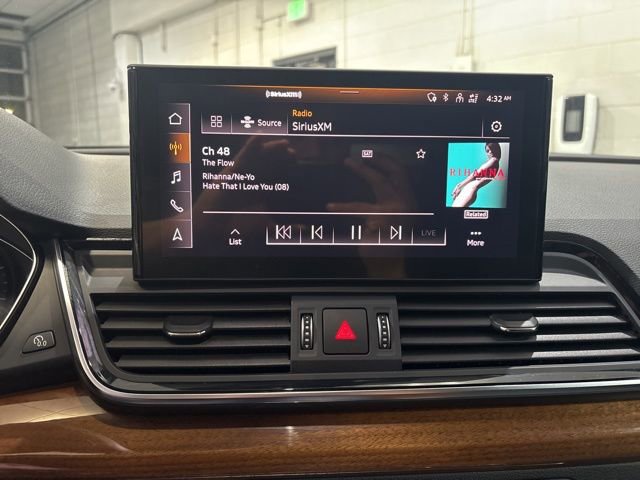 Used 2023 Audi Q5 2.0T Premium w/ Convenience Package image 20