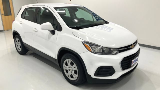 Used 2017 Chevrolet Trax LS FWD image 4