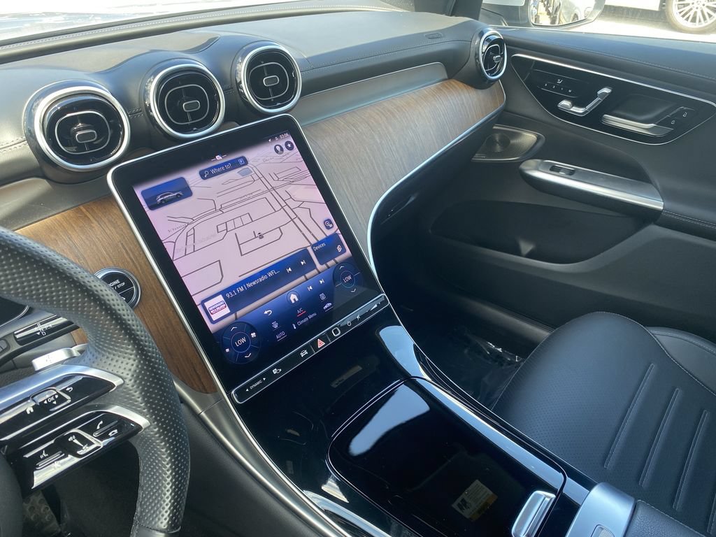 Used 2023 Mercedes-Benz GLC 300 w/ AMG Line image 7