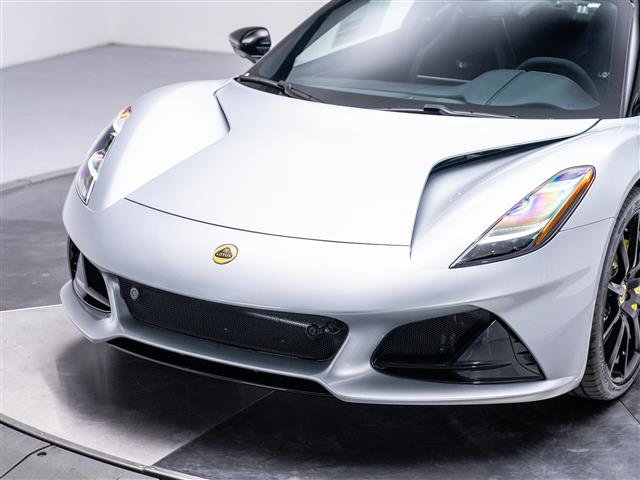 New 2025 Lotus Emira image 9