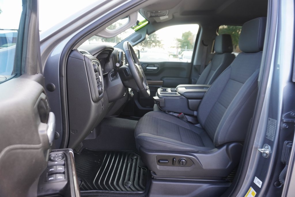 Used 2019 Chevrolet Silverado 1500 LT w/ Texas Edition image 7
