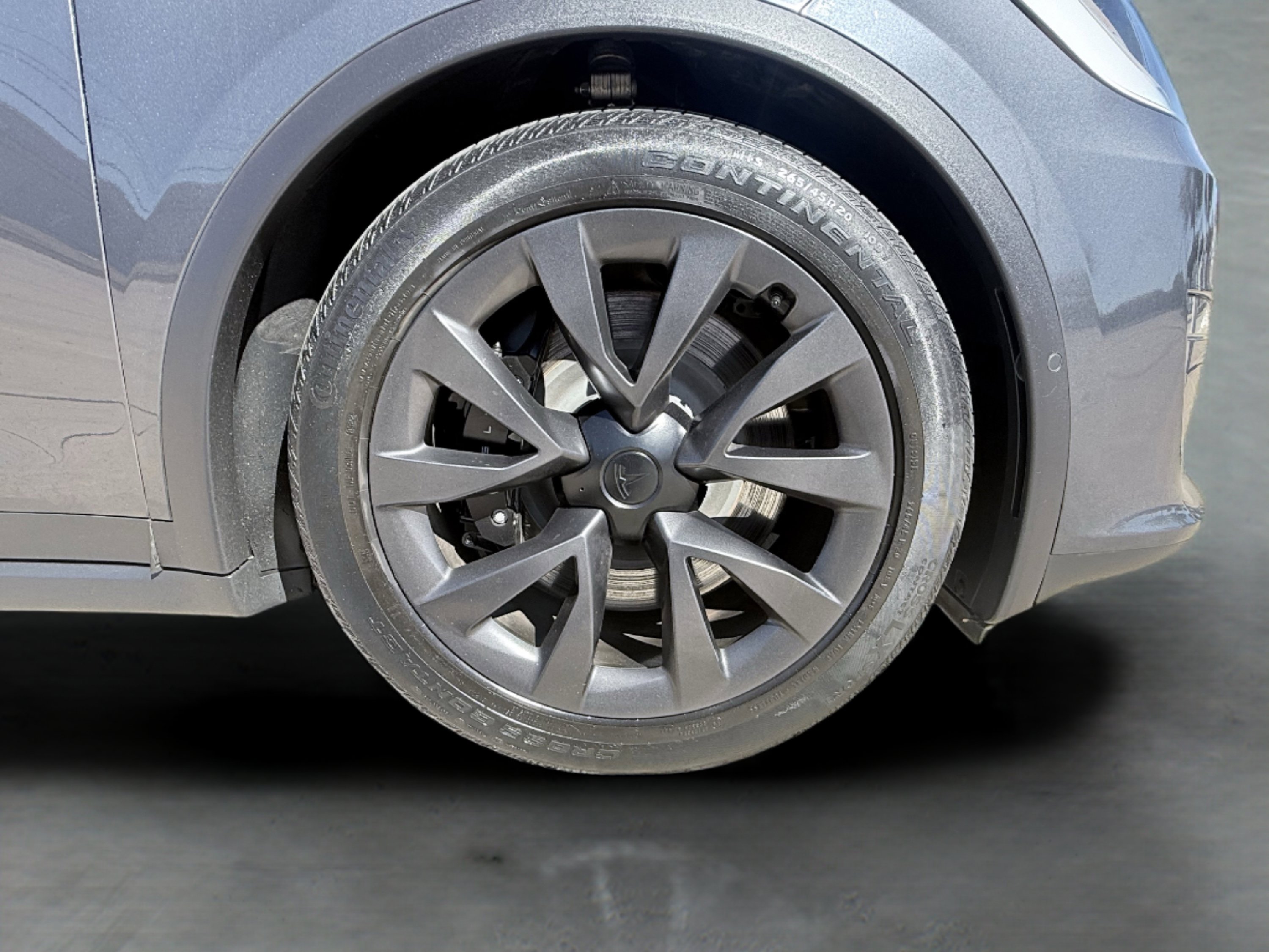 Used 2023 Tesla Model X image 12