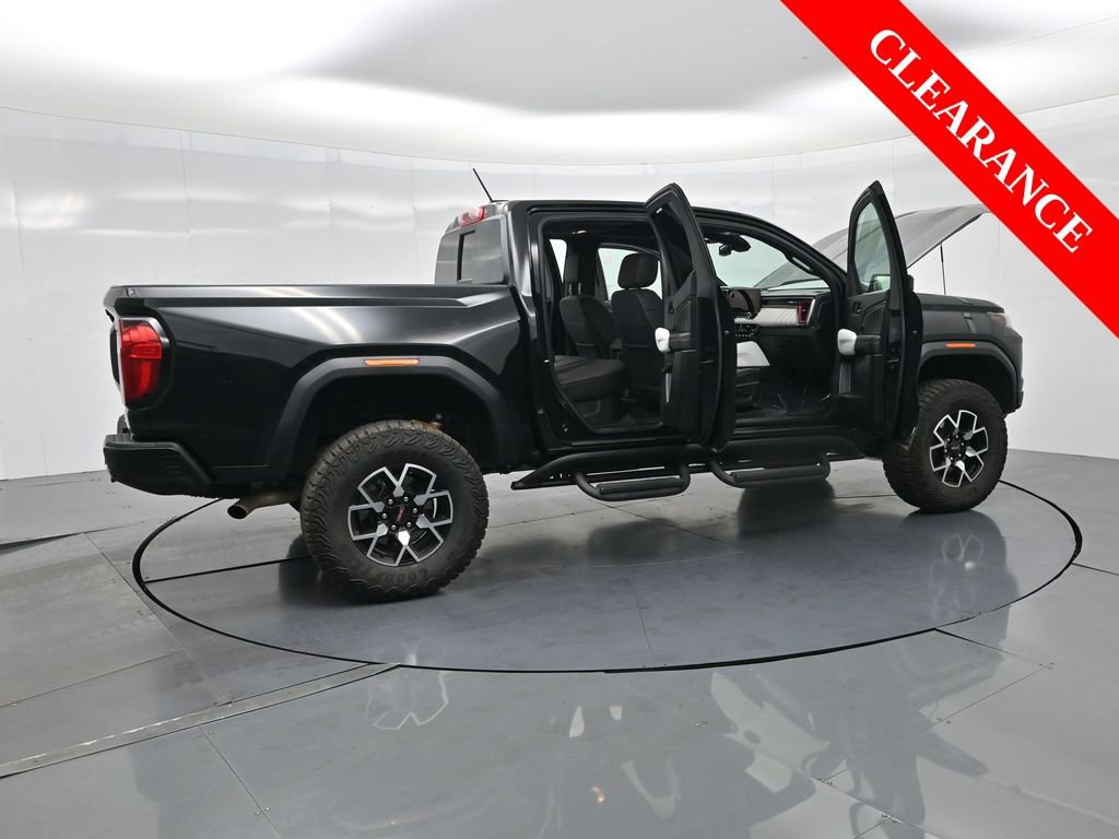 Used 2024 GMC Canyon AT4X image 40