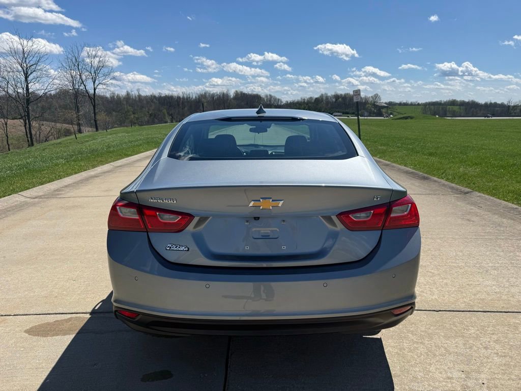 Used 2024 Chevrolet Malibu LT image 4