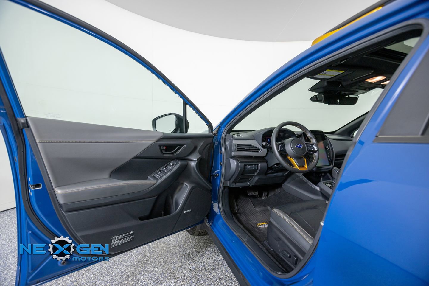 Used 2024 Subaru Crosstrek 2.5i Wilderness AWD/4WD image 9