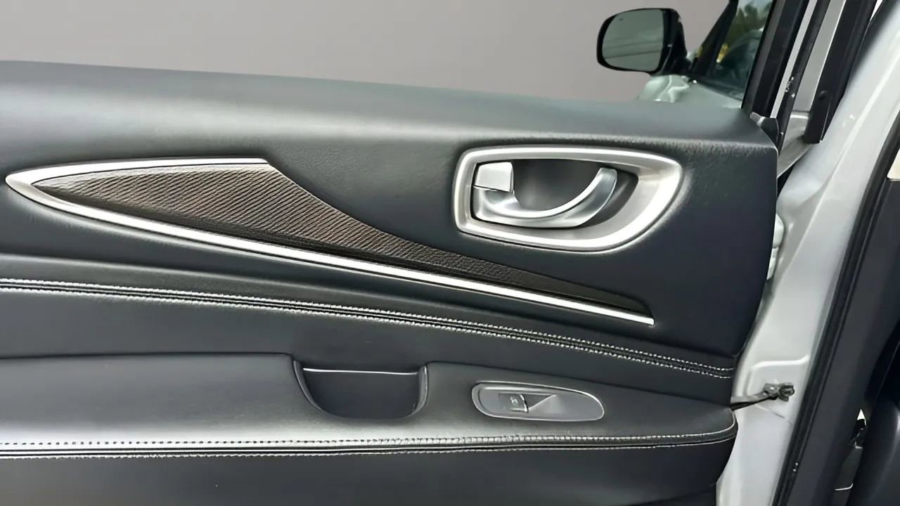 Used 2019 INFINITI QX60 Pure image 36