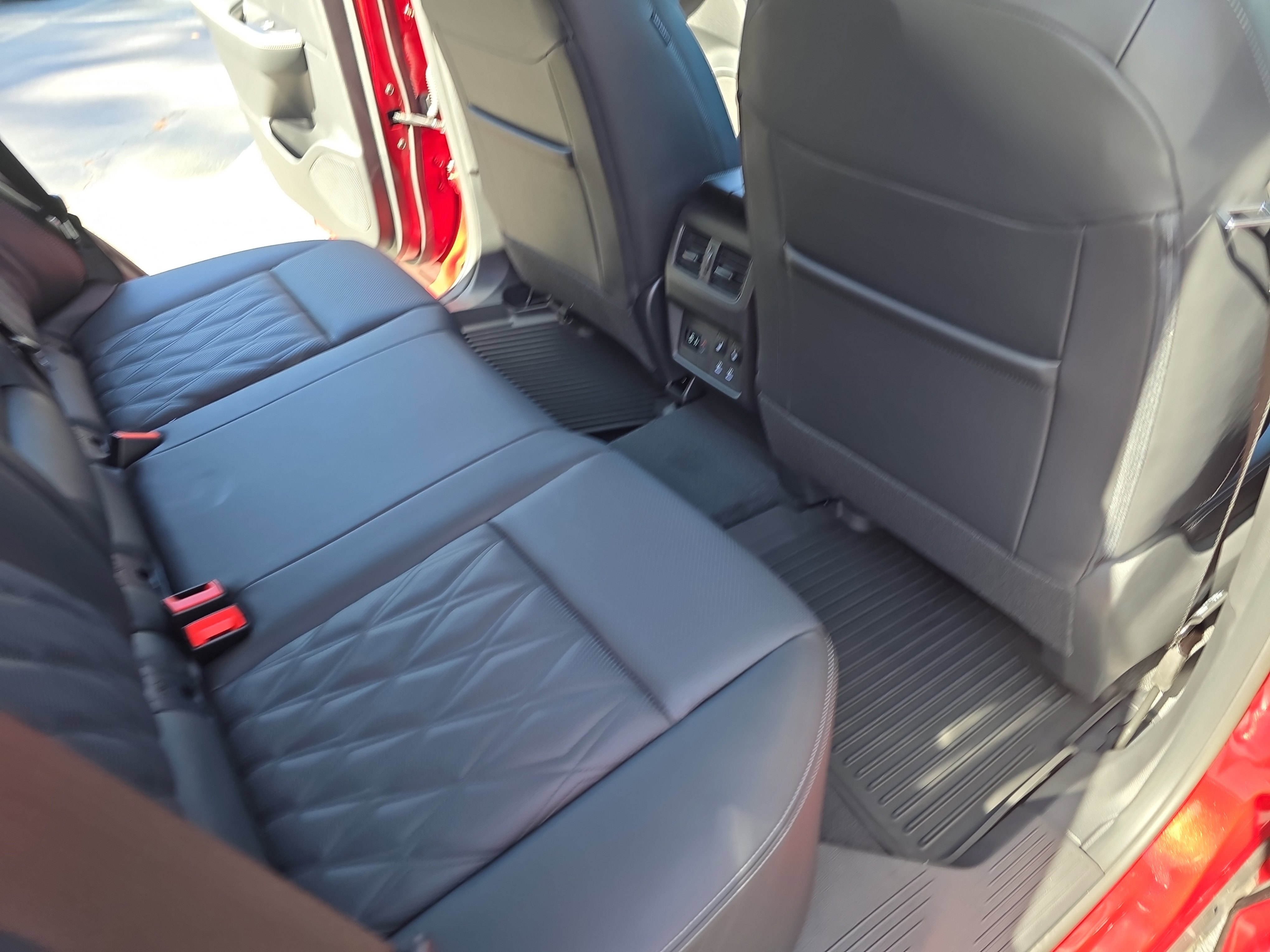 New 2026 Nissan Rogue Platinum image 11