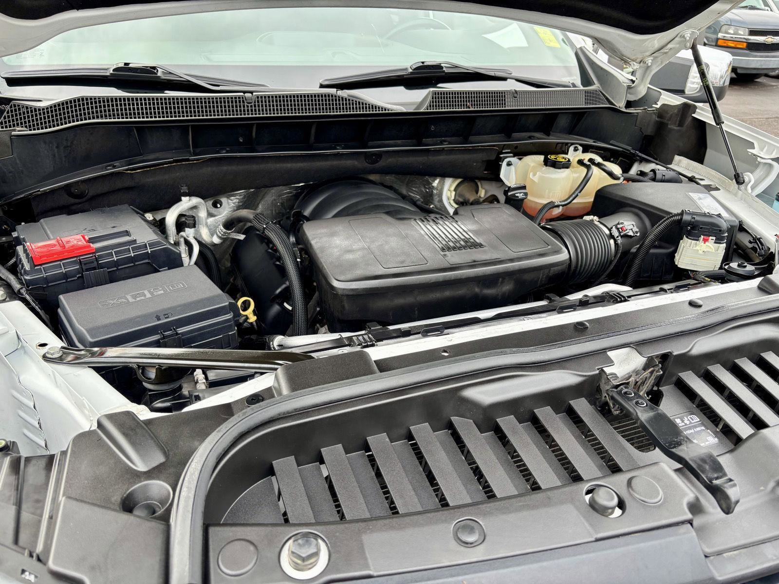 Used 2020 Chevrolet Silverado 1500 LT w/ Convenience Package image 29