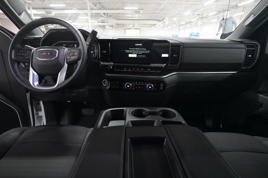 Used 2025 GMC Sierra 1500 Elevation AWD/4WD image 5