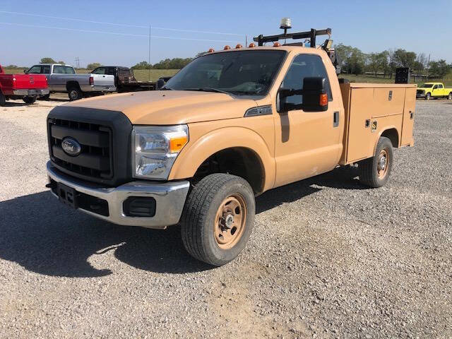 Used 2016 Ford F350 XL image 3