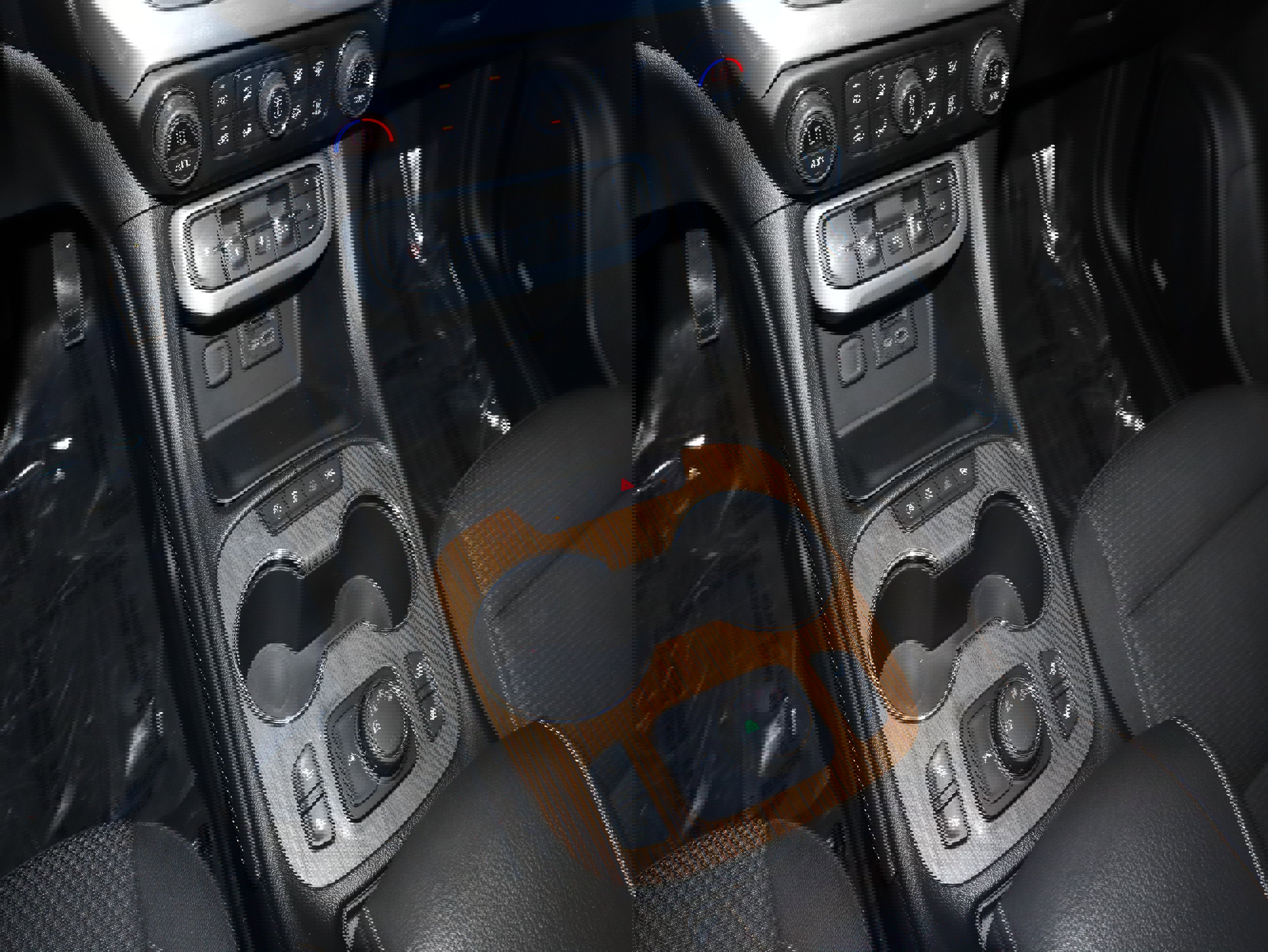 Used 2023 GMC Acadia SLE w/ Driver Convenience Package image 31