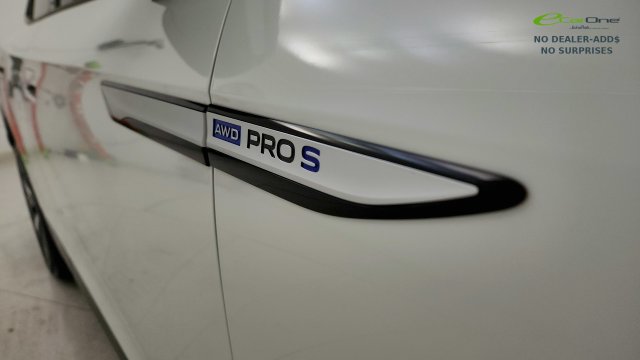 Used 2024 Volkswagen ID.4 Pro S AWD/4WD image 31