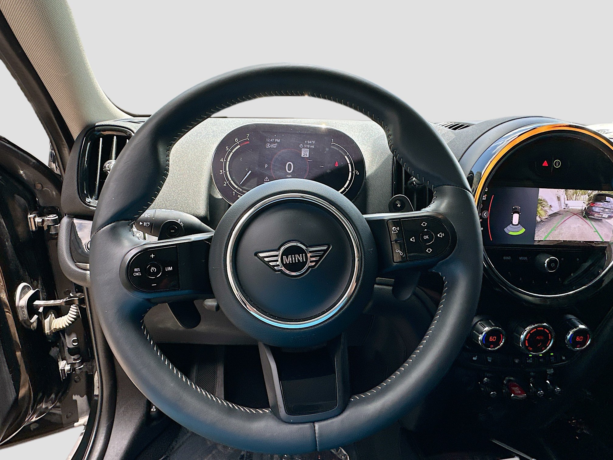 Used 2024 MINI Cooper Countryman S w/ Premium Package FWD image 11