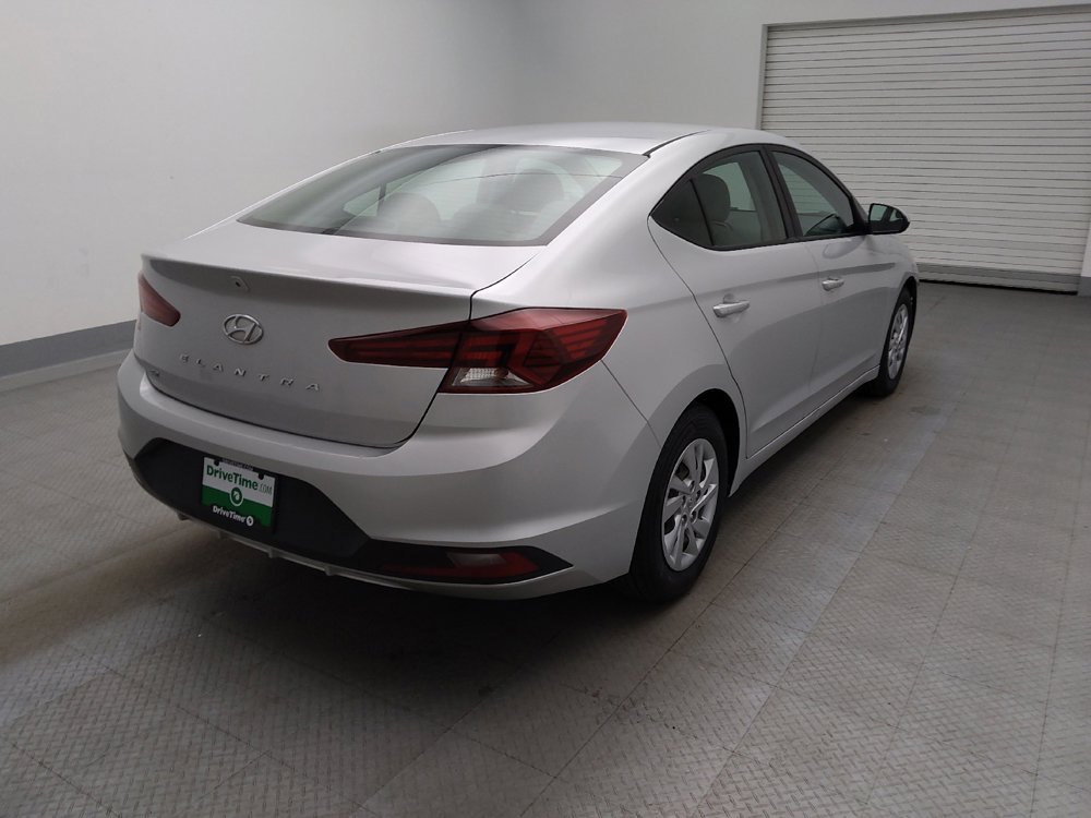 Used 2019 Hyundai Elantra SE FWD image 9