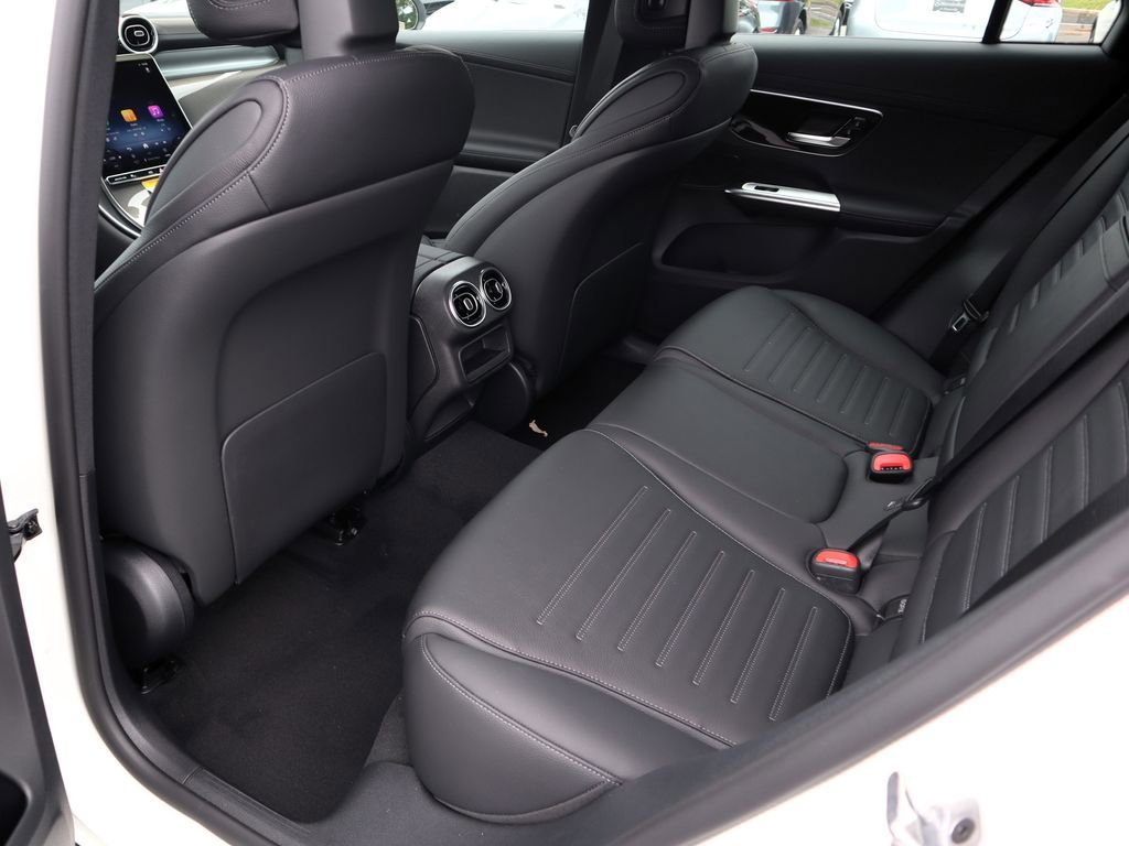 New 2025 Mercedes-Benz GLC 43 AMG 4MATIC image 10
