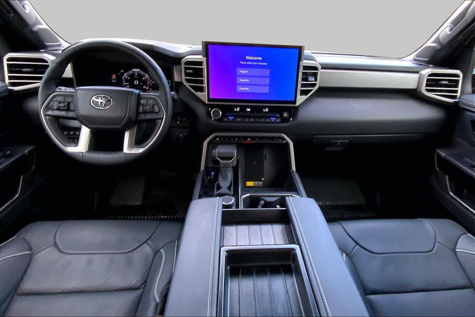 Used 2026 Toyota Tundra Limited AWD/4WD image 16