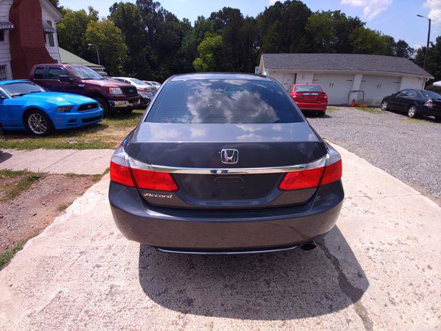 Used 2014 Honda Accord EX image 4