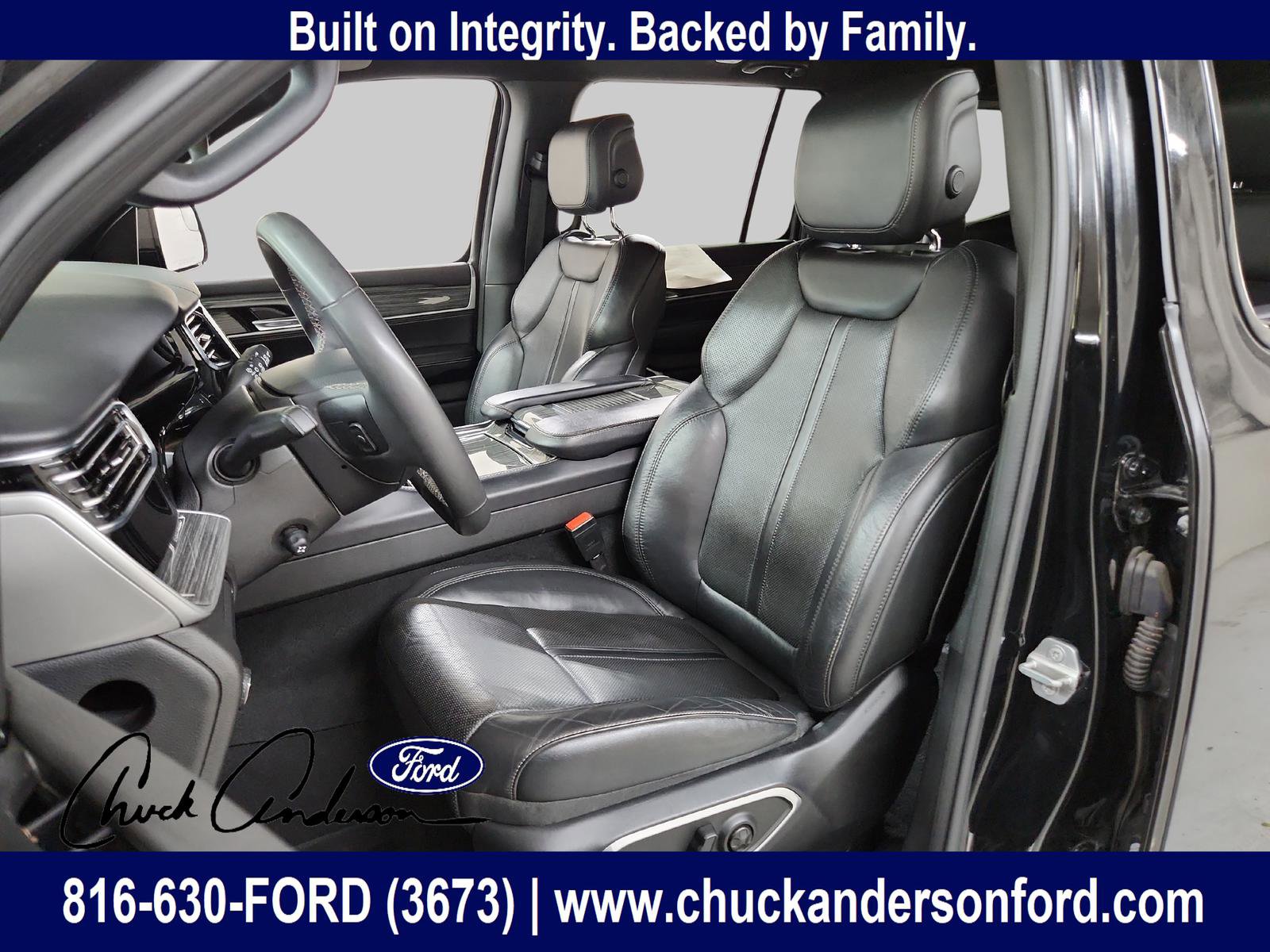 Used 2022 Jeep Wagoneer Series III w/ Flexible Seating Group image 10