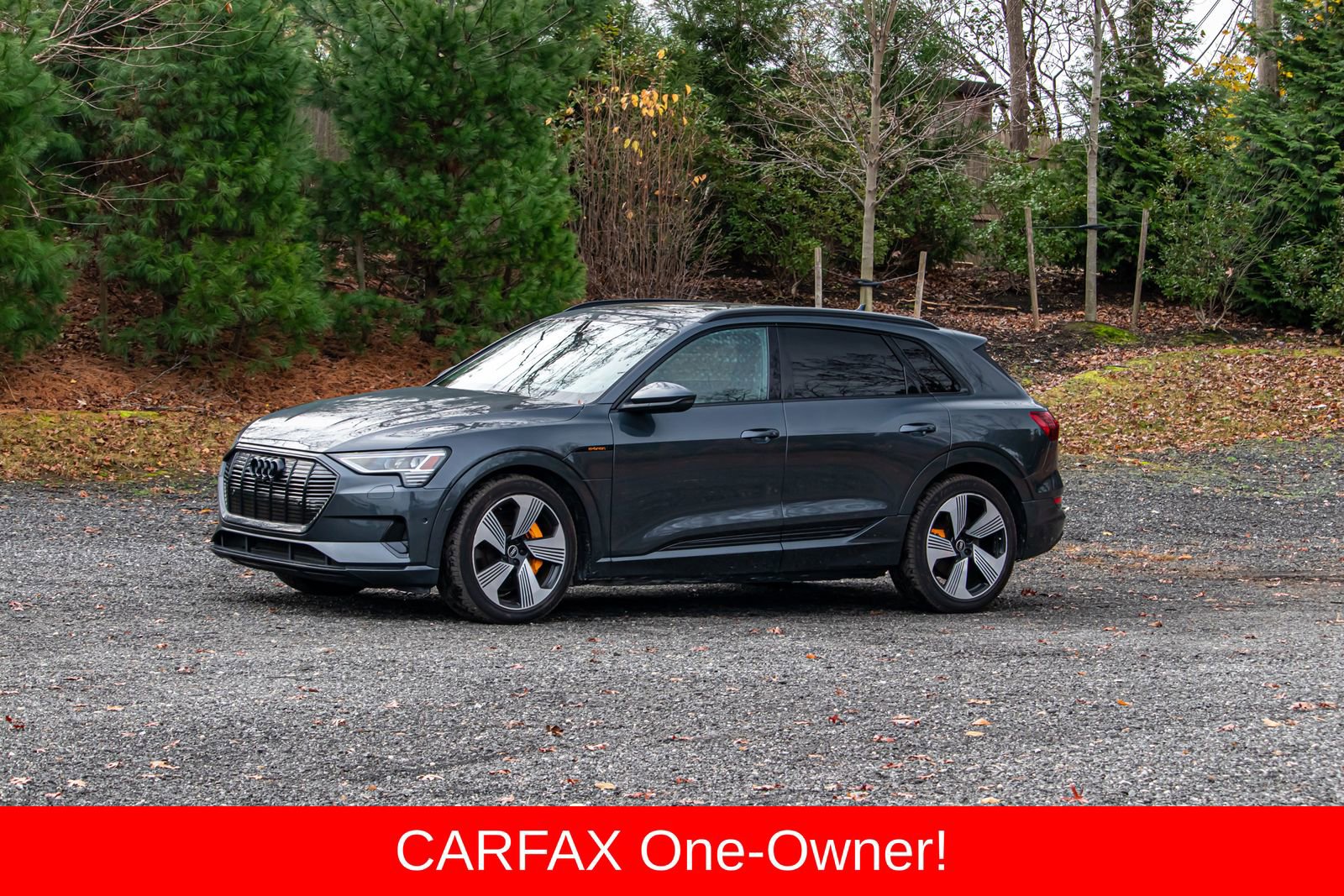 Used 2022 Audi e-tron Premium Plus w/ Premium Plus Package image 3