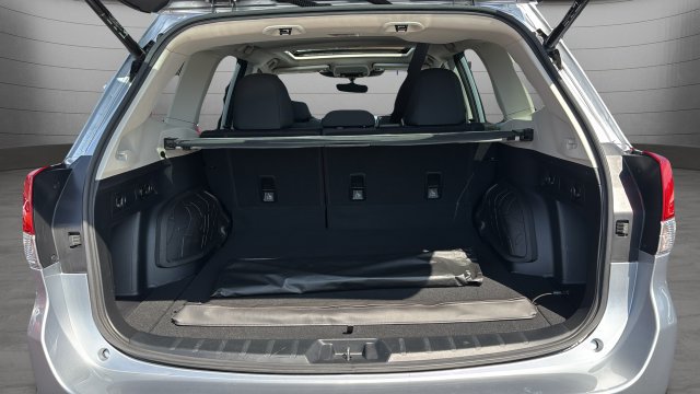 Used 2023 Subaru Forester Premium AWD/4WD image 26