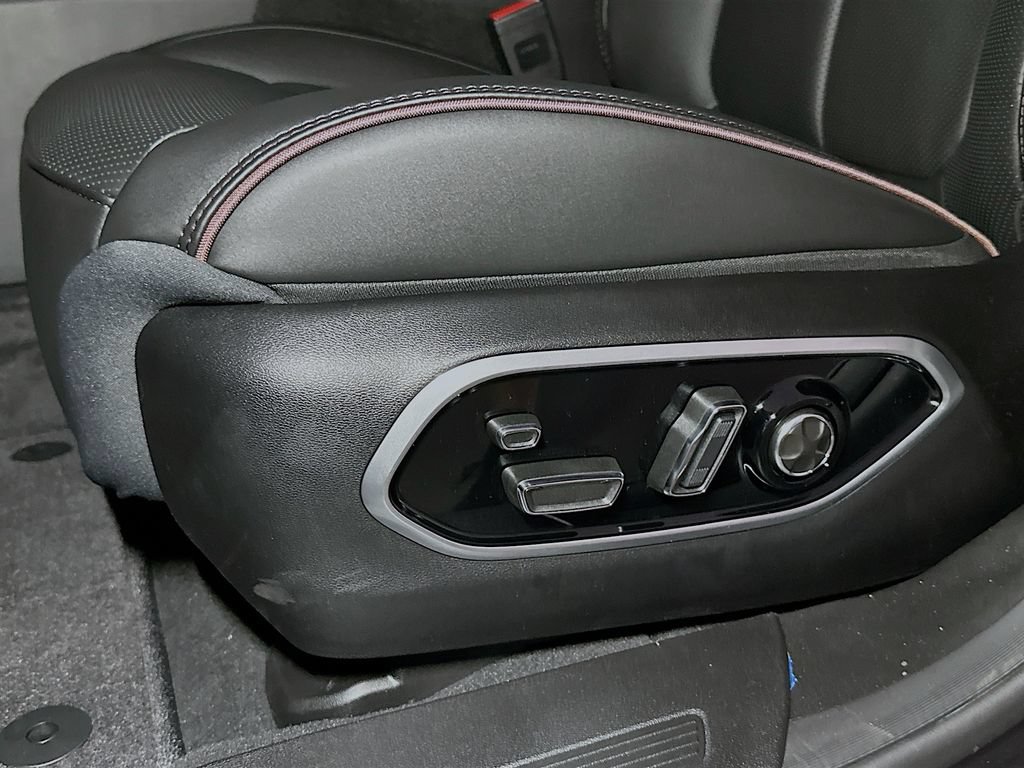 New 2025 Jeep Wagoneer S Launch Edition AWD/4WD image 14
