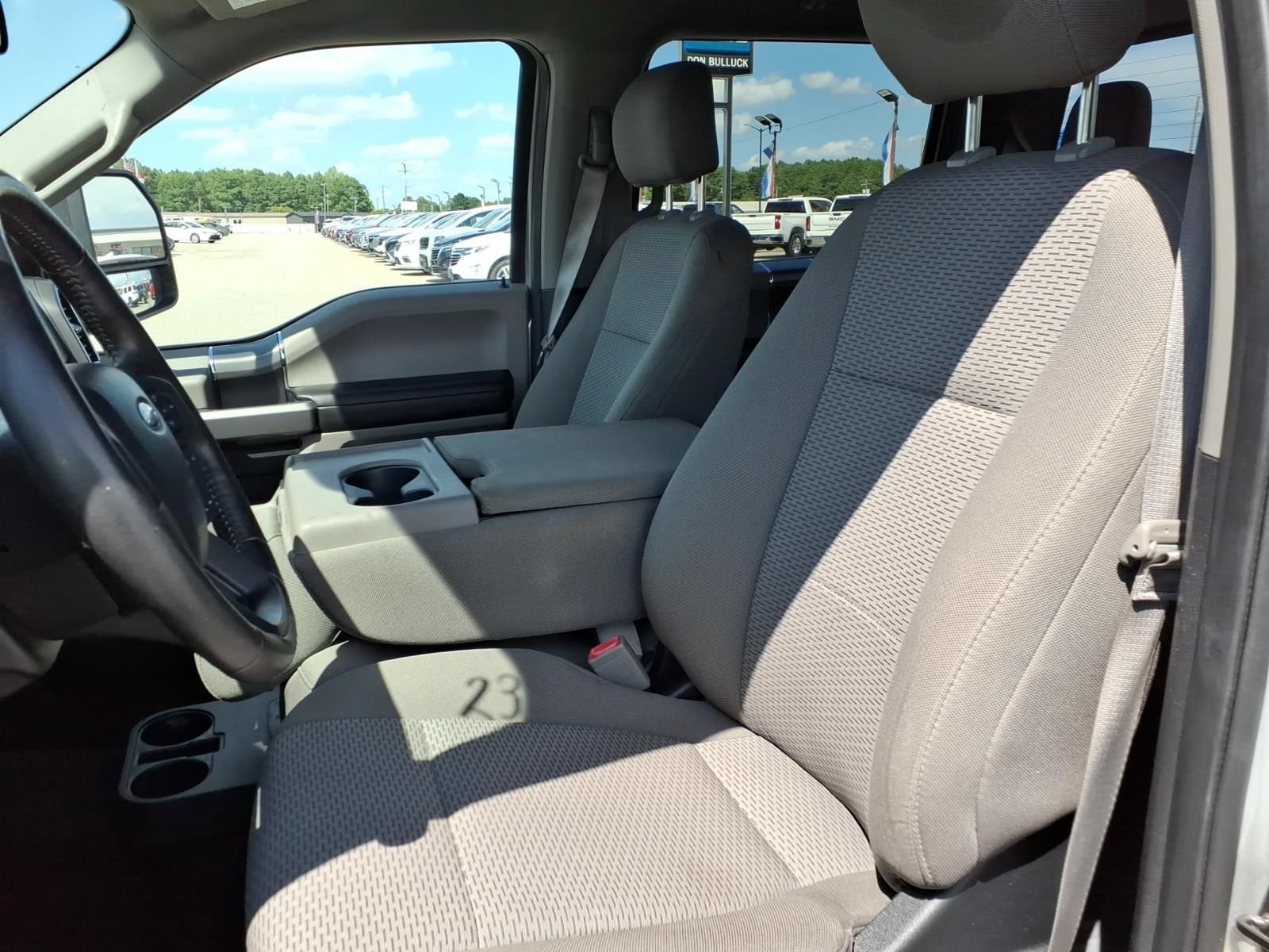 Used 2019 Ford F150 XLT w/ Equipment Group 302A Luxury AWD/4WD image 18