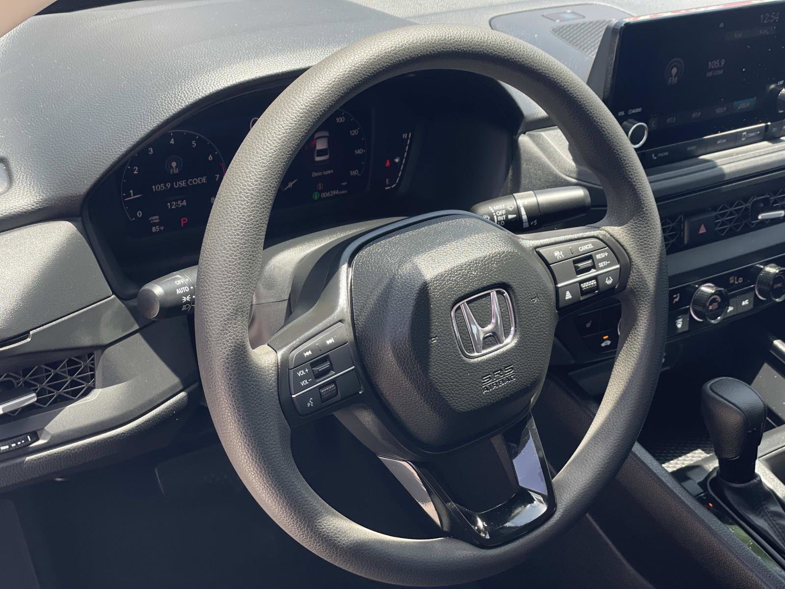 Used 2025 Honda Accord SE image 4