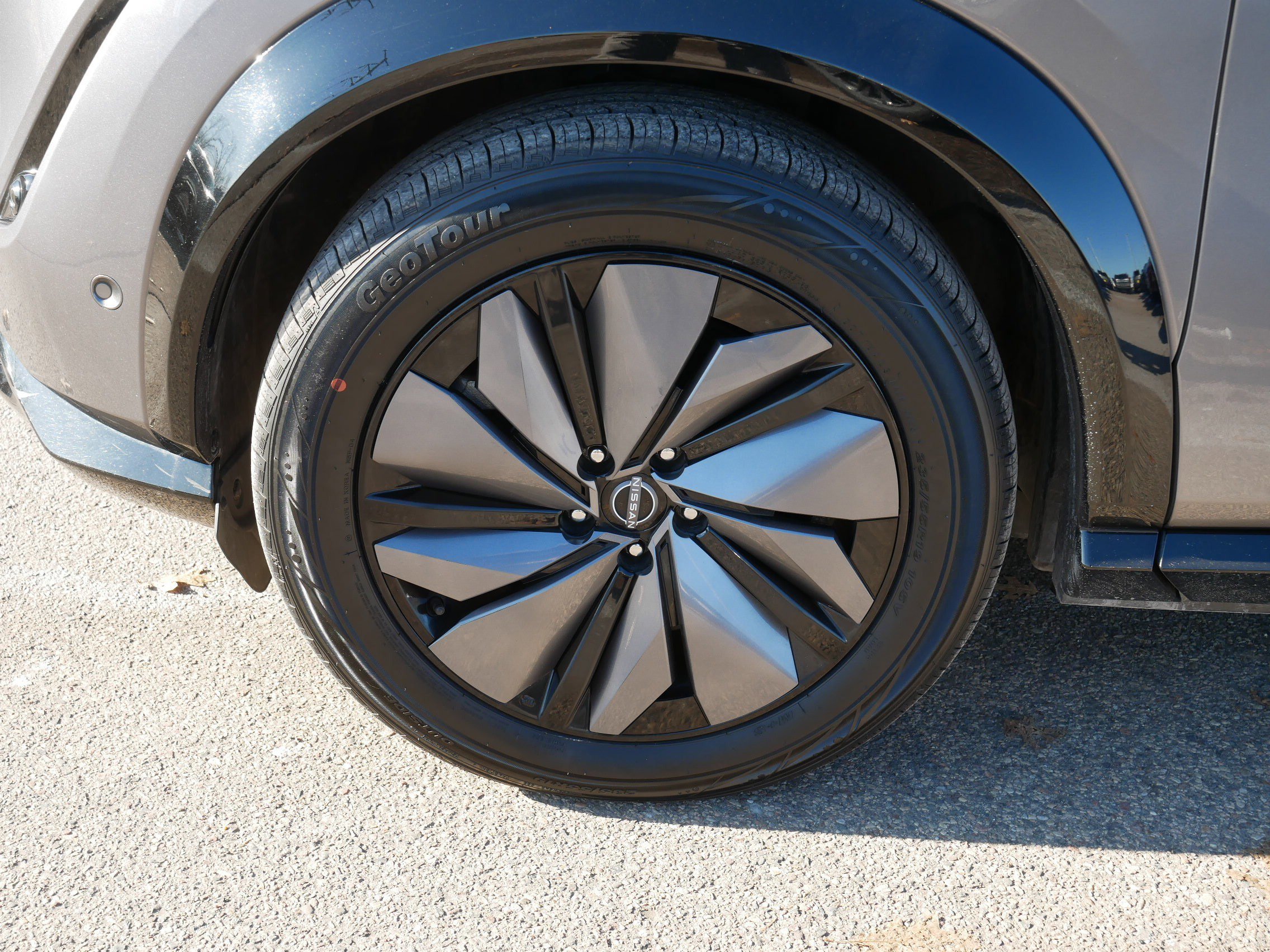 Certified 2023 Nissan Ariya image 15