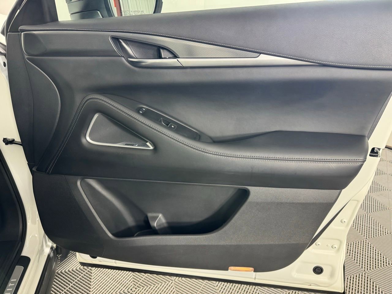 Used 2023 INFINITI QX60 Luxe w/ Performance Audio Package image 35