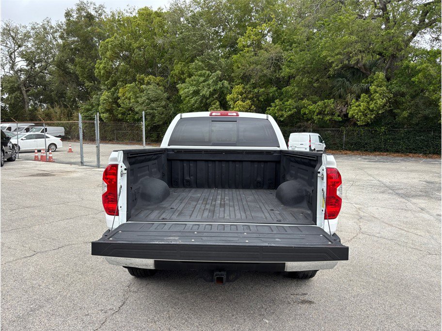 Used 2018 Toyota Tundra SR5 w/ SR5 Upgrade Package image 36