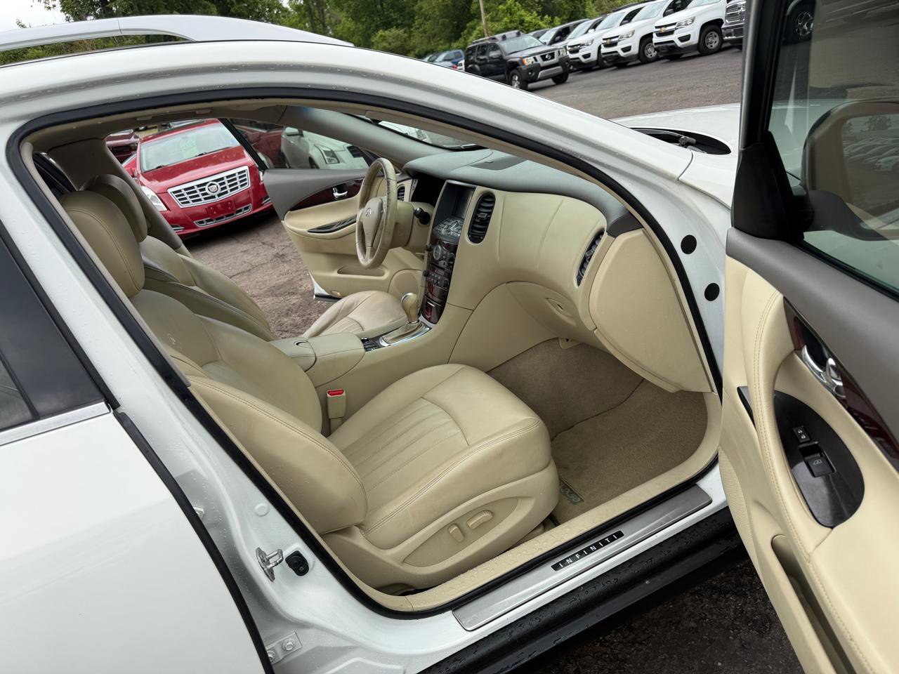 Used 2014 INFINITI QX50 Journey w/ Premium Package AWD/4WD image 17