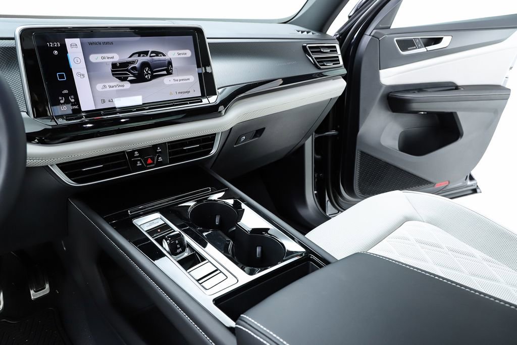 New 2025 Volkswagen Atlas Cross Sport SEL Premium R-Line image 62