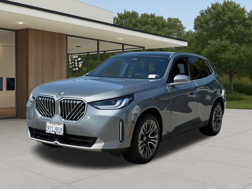 Used 2025 BMW X3 xDrive30i w/ Premium Package image 2