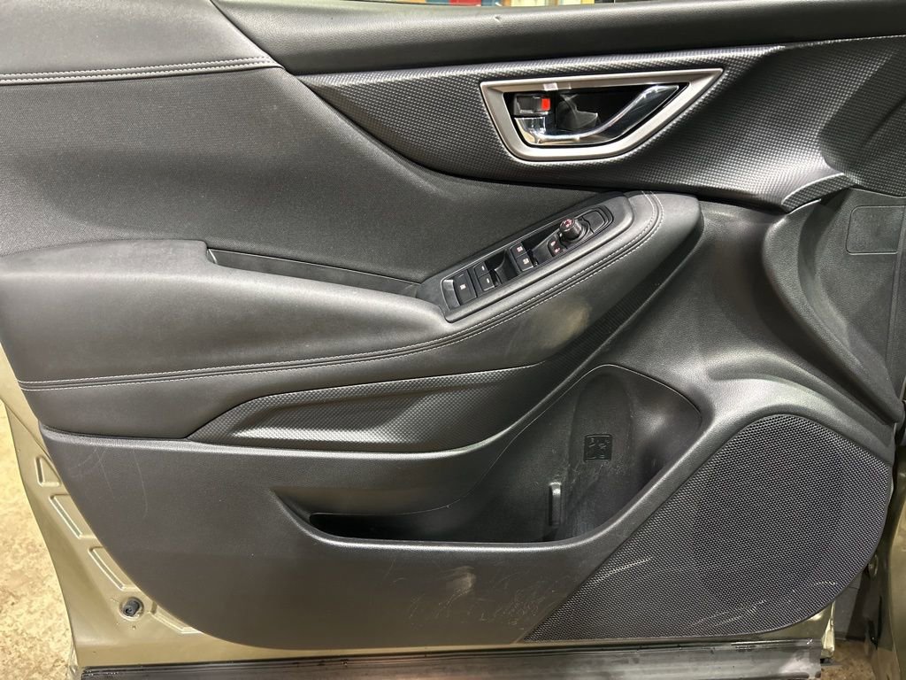 Used 2023 Subaru Forester Premium image 15