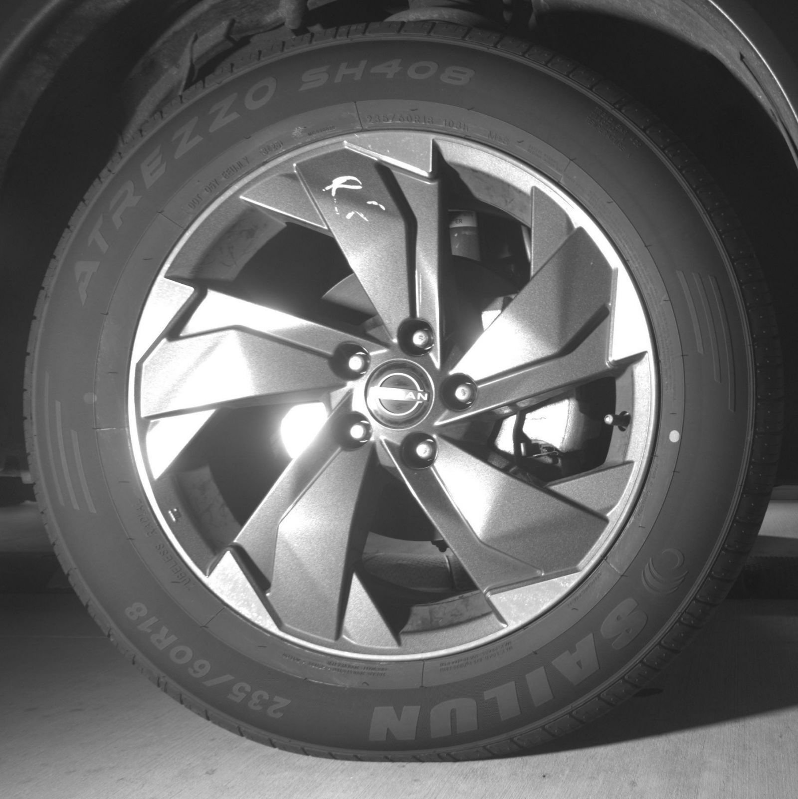 Used 2025 Nissan Rogue SV AWD/4WD image 16