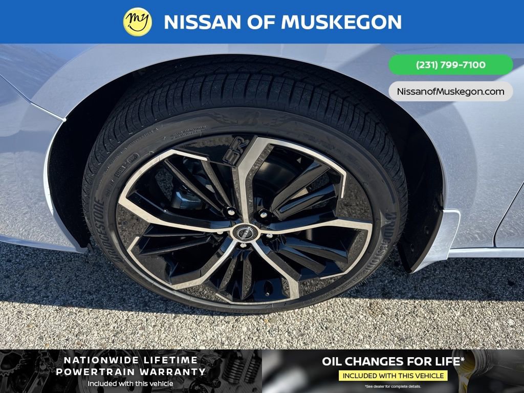 New 2025 Nissan Altima 2.5 SR w/ SR Premium Package image 9