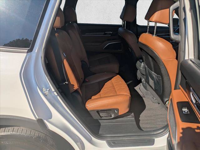 Used 2024 Kia Telluride EX X-Line AWD/4WD image 18