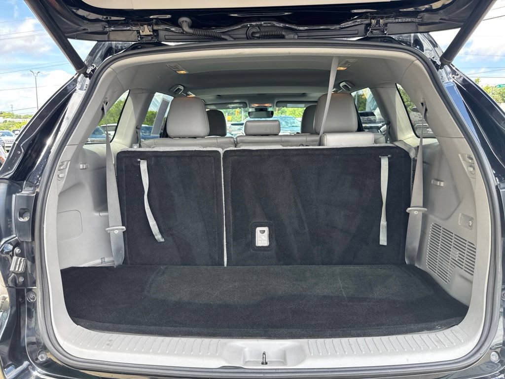 Used 2019 Toyota Highlander XLE FWD image 28