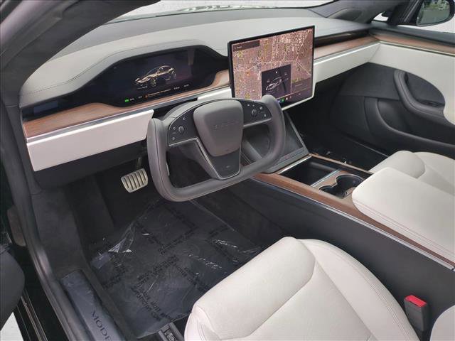 Used 2022 Tesla Model S image 10