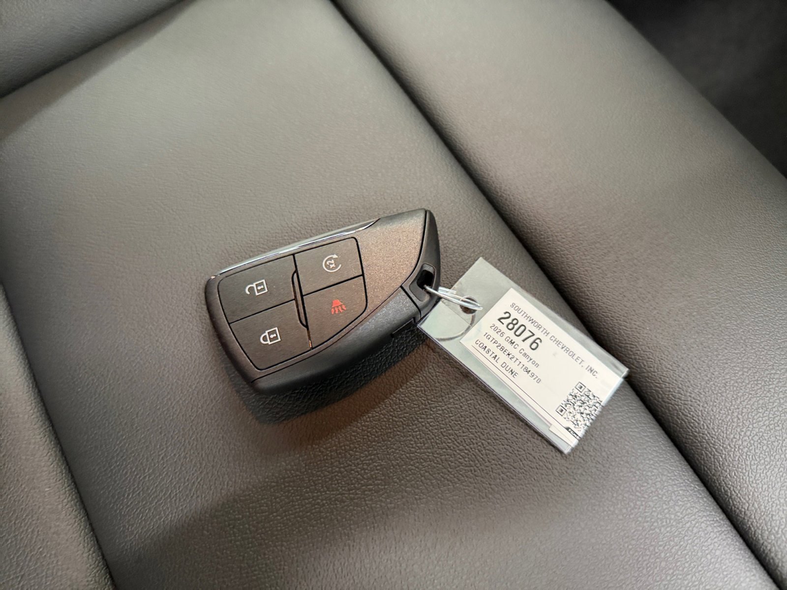 New 2026 GMC Canyon Elevation w/ Convenience Package image 28