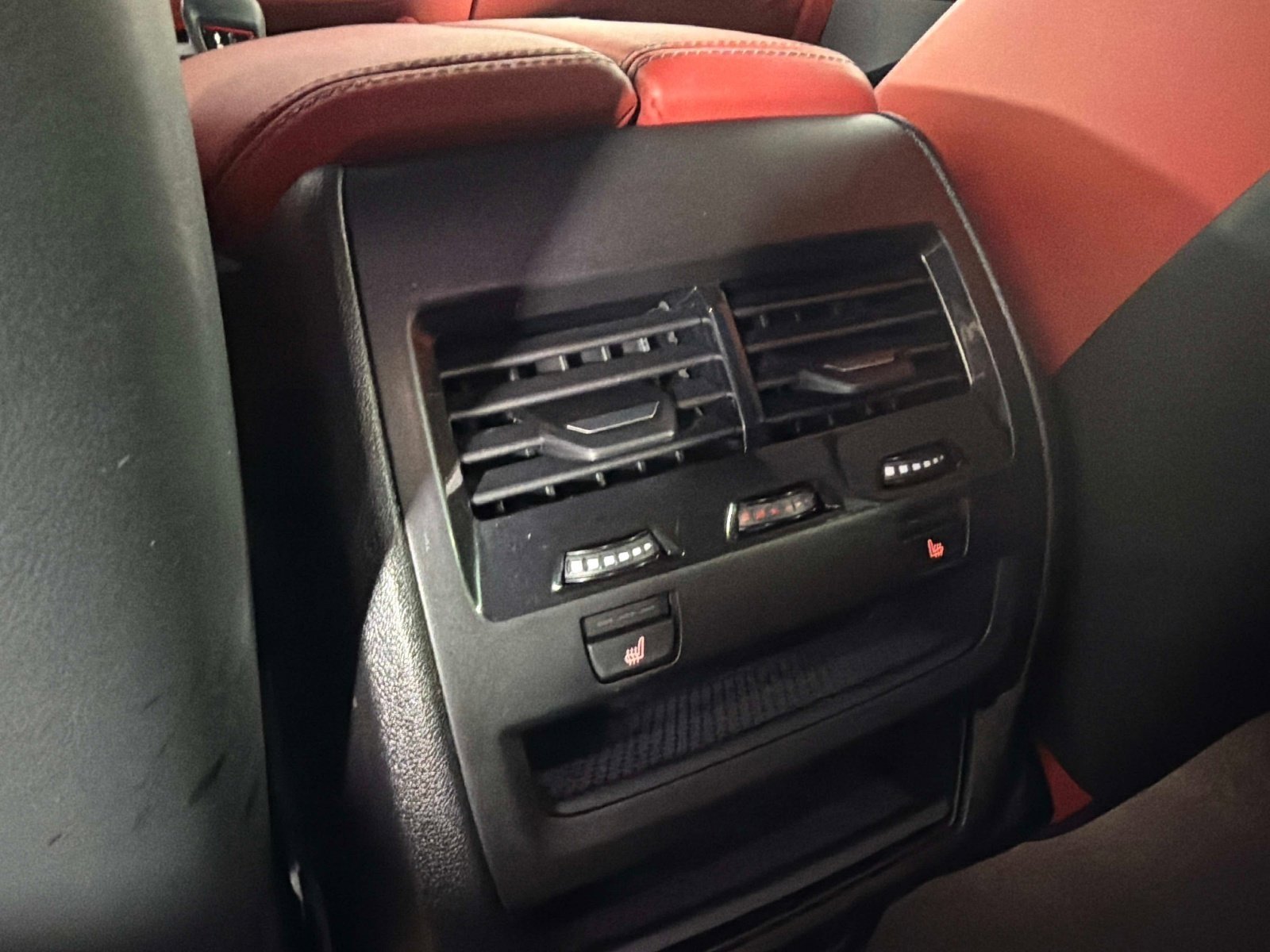 Used 2025 BMW X6 M Competition image 33