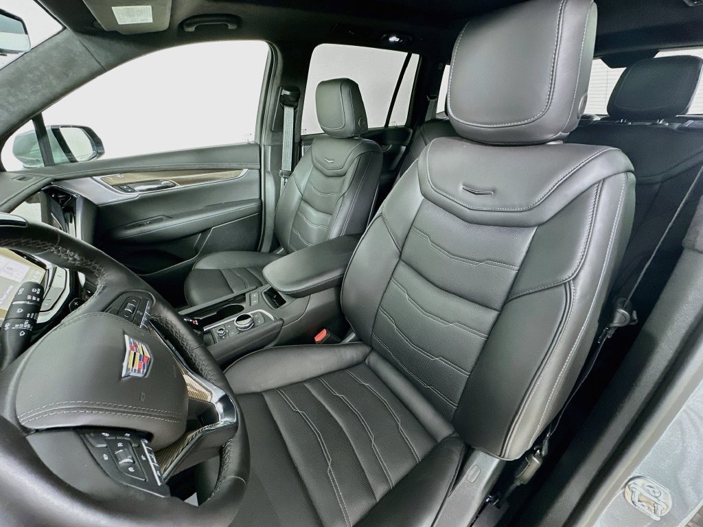 Certified 2025 Cadillac XT6 Premium Luxury w/ Platinum Package AWD/4WD image 27