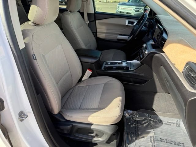 Certified 2022 Ford Explorer XLT w/ Class IV Trailer Tow Package AWD/4WD image 31
