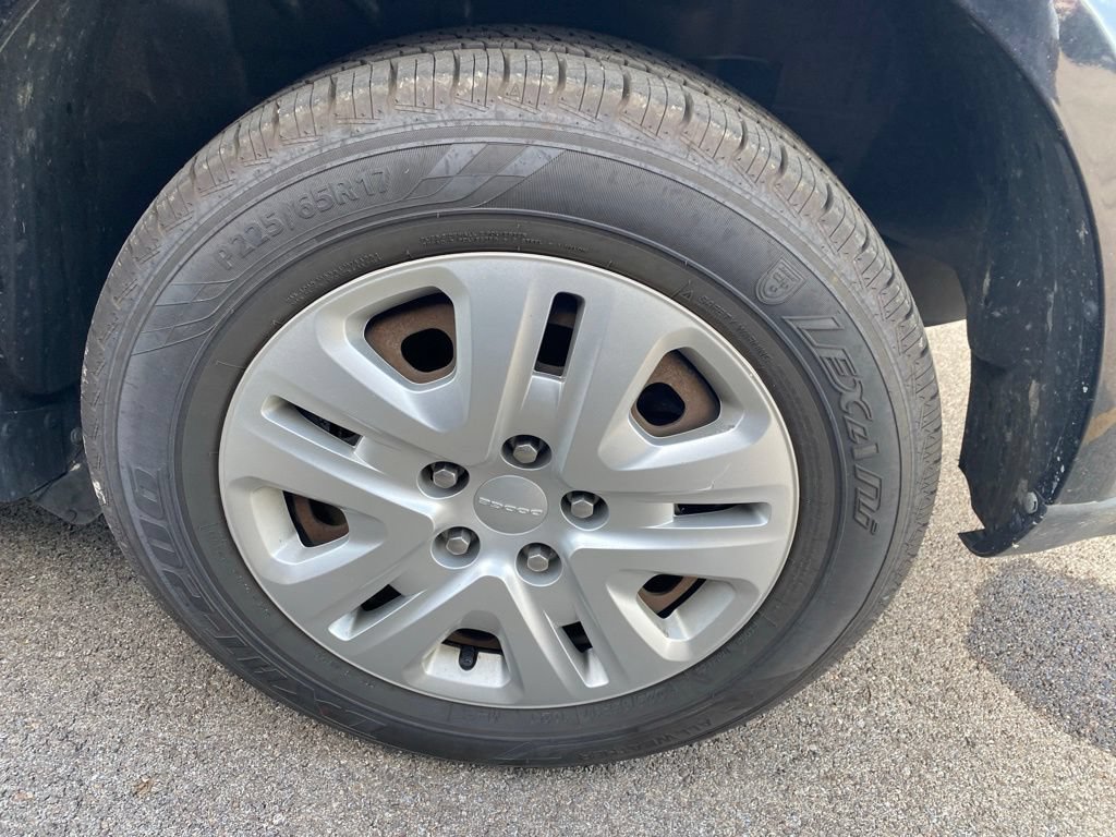 Used 2019 Dodge Journey SE FWD image 11