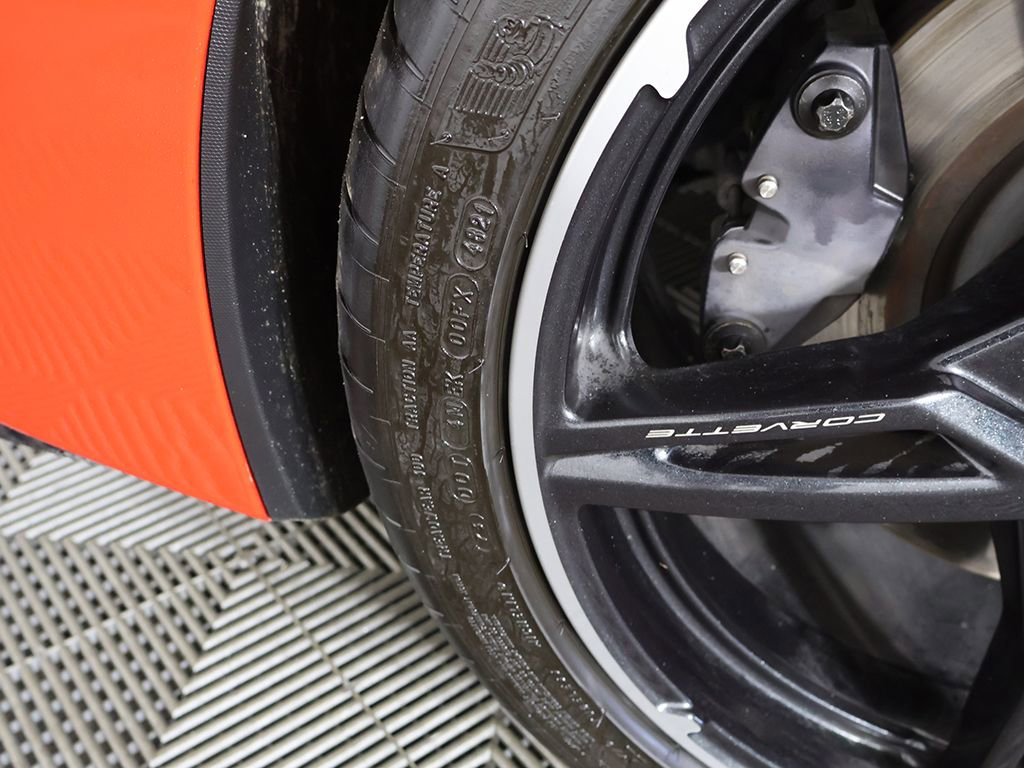 Used 2022 Chevrolet Corvette Stingray Premium Conv w/ Z51 Performance Package image 25