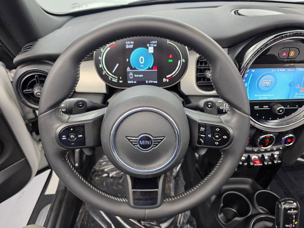 Used 2023 MINI Cooper S image 17