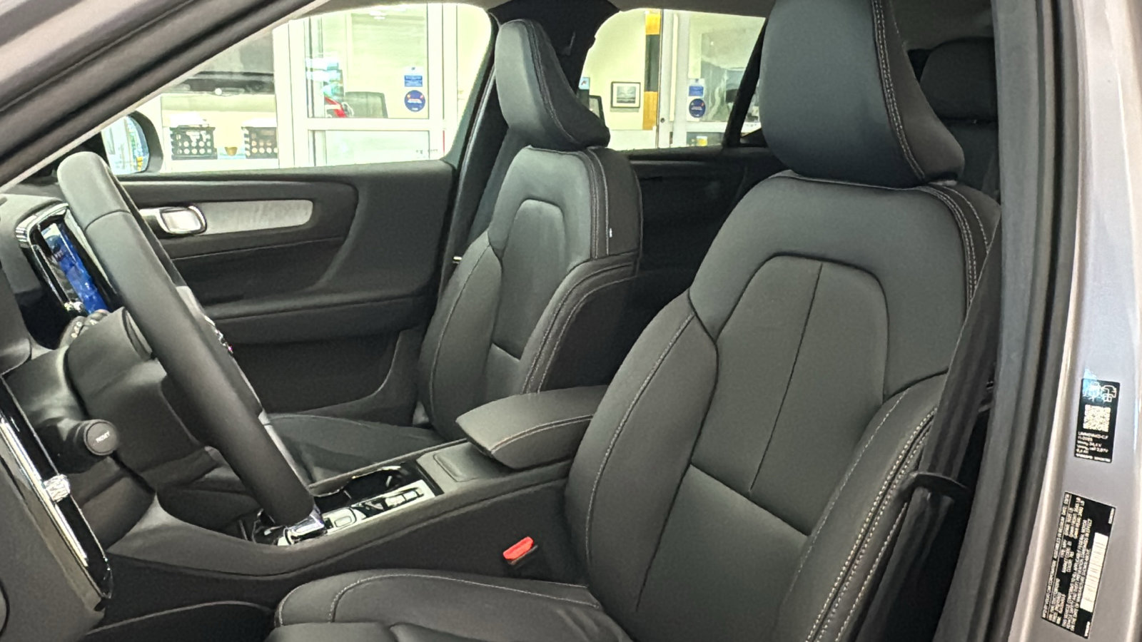 New 2026 Volvo XC40 B5 Plus w/ Climate Package AWD/4WD image 23