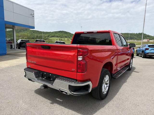 Used 2025 Chevrolet Silverado 1500 LT w/ Z71 Off-Road Package AWD/4WD image 4