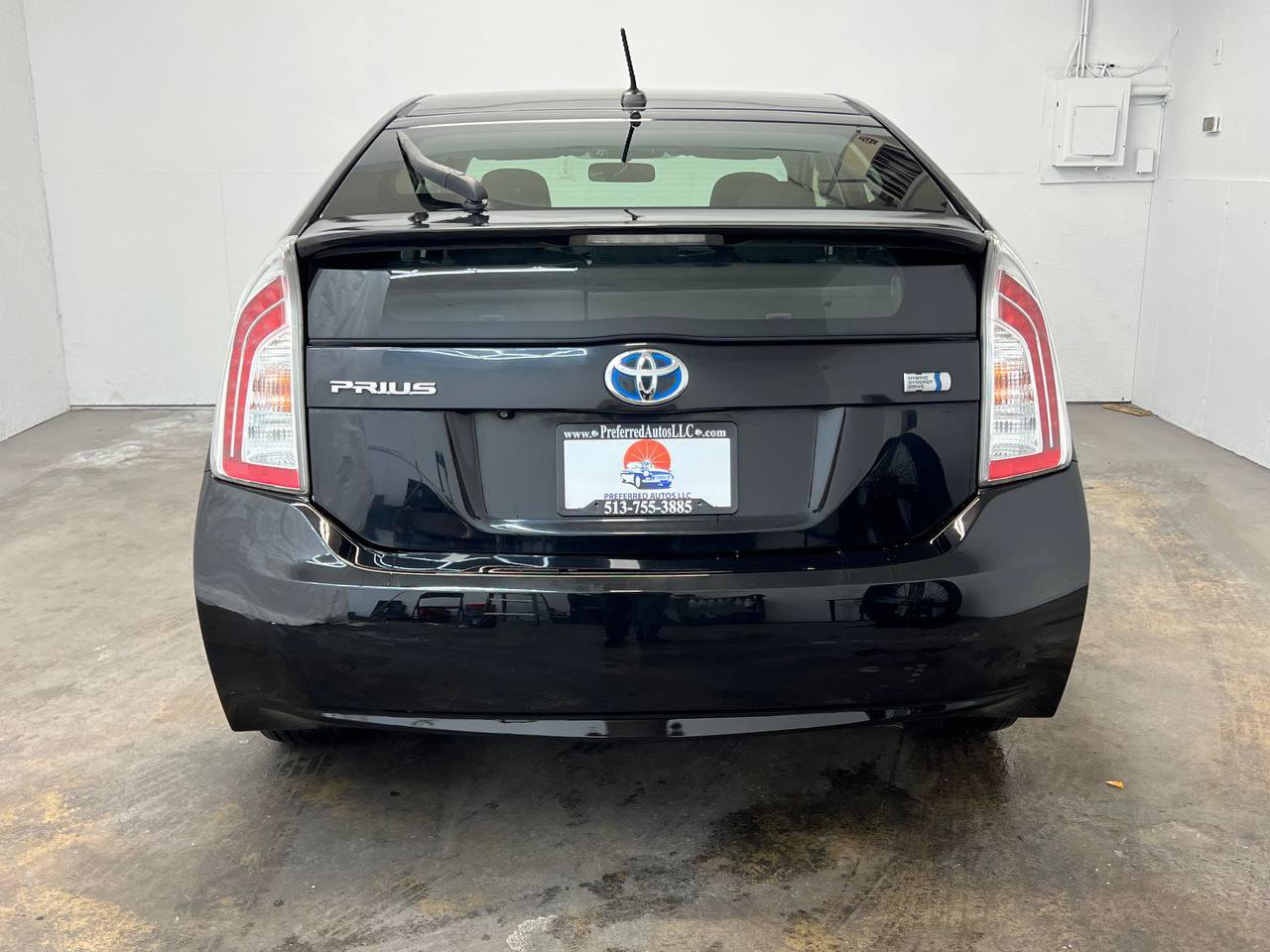 Used 2014 Toyota Prius Three w/ Solar Roof Package FWD image 5