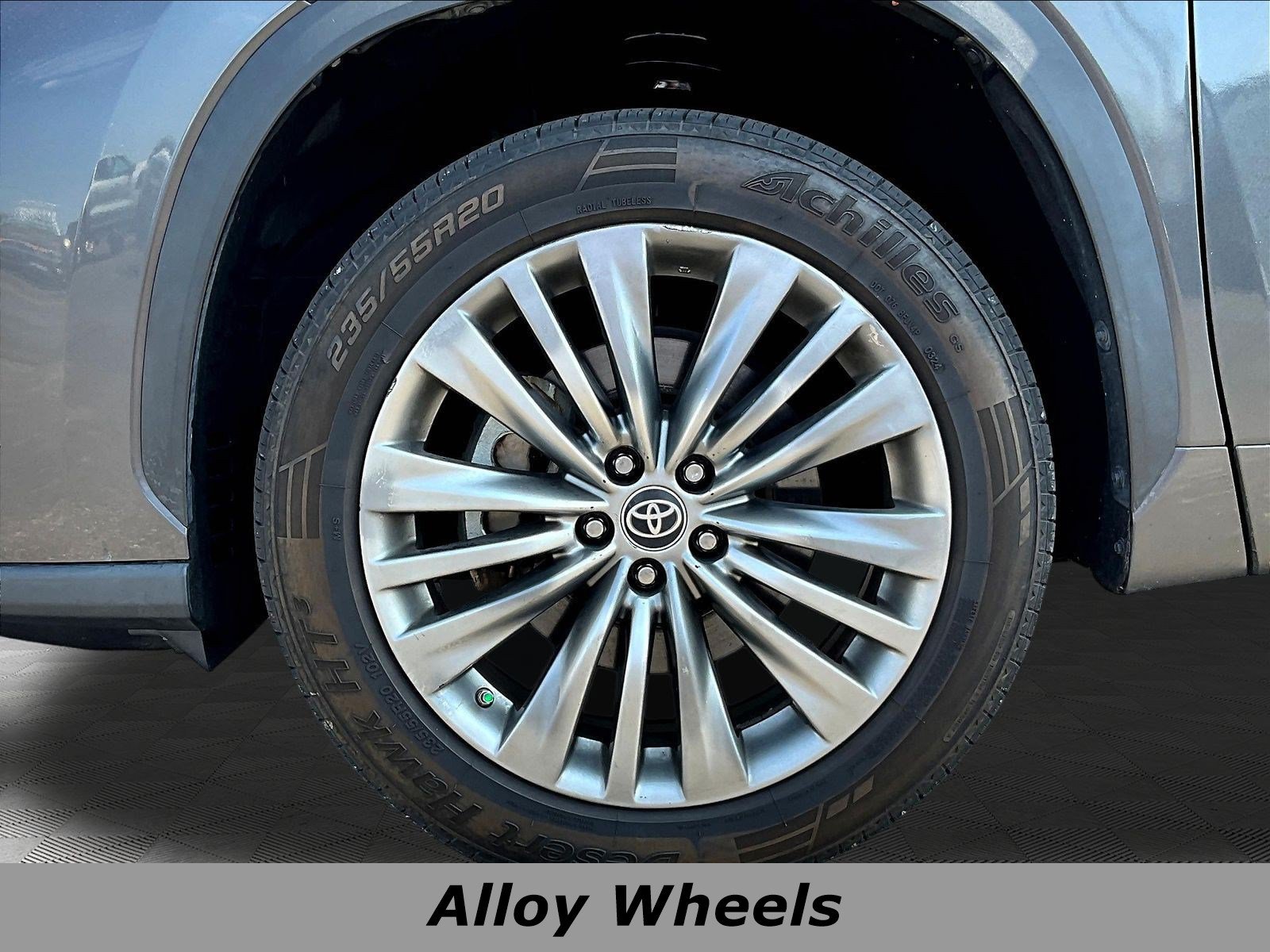 Used 2022 Toyota Highlander Platinum FWD image 35
